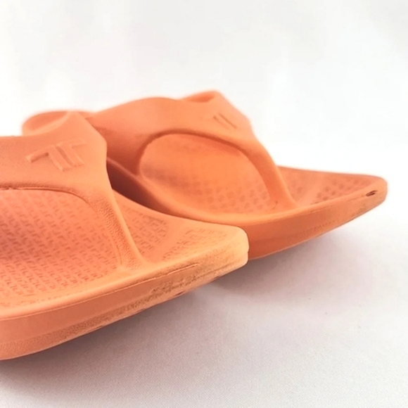 Telic Energy Flip Flop Thong Sandals Sweet  Tangerine Size XS / 6 - Picture 4 of 15